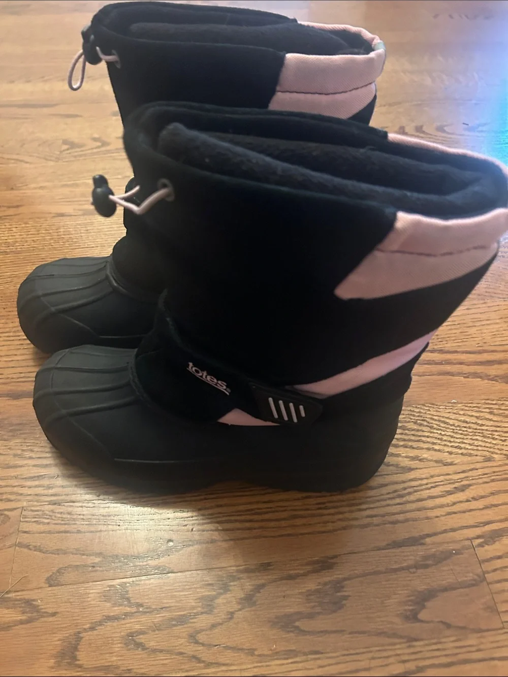 totes Black and Pink Kids Snow Boots